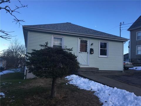 141 Tower St, Westerly, RI 02891 photo 2
