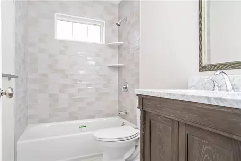 71 Cadora Ave, Warwick, RI 02886 photo 8