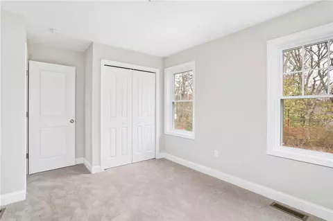 71 Cadora Ave, Warwick, RI 02886 photo 11
