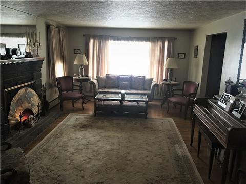 372 Potters Ave, Warwick, RI 02886 photo 5