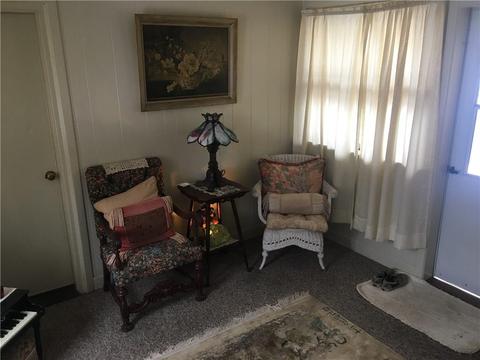 372 Potters Ave, Warwick, RI 02886 photo 2