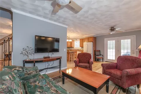 568 Eagle Peak Rd, Pascoag, RI 02859 photo 7