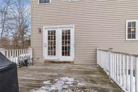 568 Eagle Peak Rd, Pascoag, RI 02859 photo 32