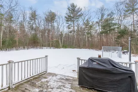 568 Eagle Peak Rd, Pascoag, RI 02859 photo 33