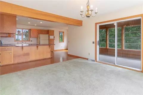 5 Valley Dr, Westerly, RI 02891 photo 6
