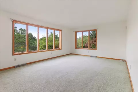 5 Valley Dr, Westerly, RI 02891 photo 10