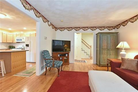 14 Ruby St, Cranston, RI 02905 photo 5