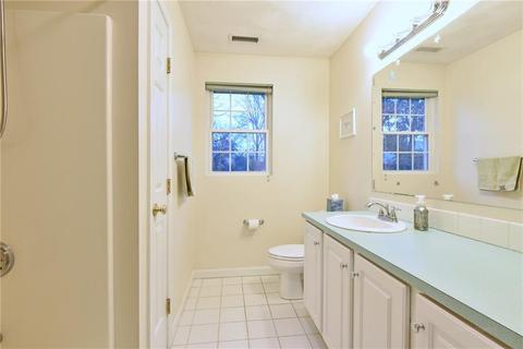 14 Ruby St, Cranston, RI 02905 photo 17