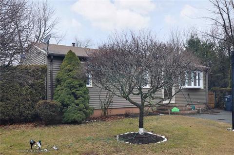 31 Ryan Ave, Warwick, RI 02889 photo 2