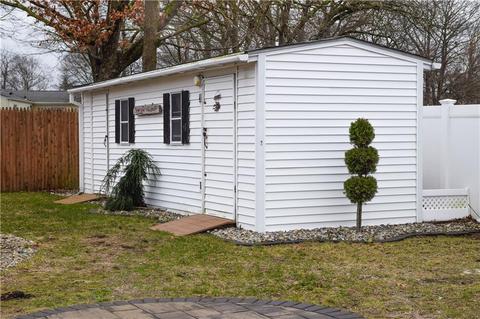 154 Wethersfield Dr, Warwick, RI 02886 photo 23