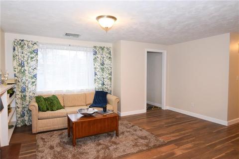 154 Wethersfield Dr, Warwick, RI 02886 photo 4