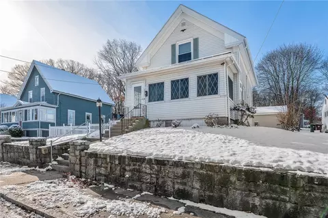 598 Third Ave, Woonsocket, RI 02895 photo 6
