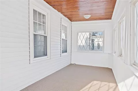 598 Third Ave, Woonsocket, RI 02895 photo 8