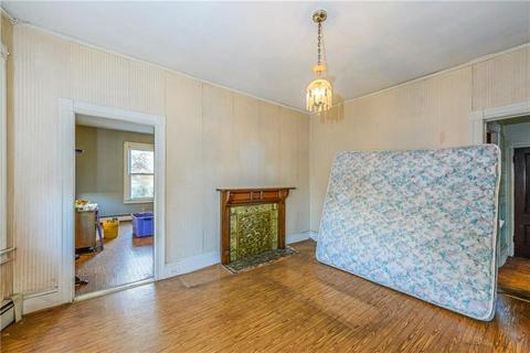 68 Killingly St, Providence, RI 02909 photo 5