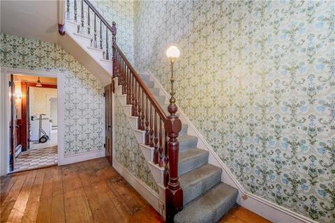 68 Killingly St, Providence, RI 02909 photo 4
