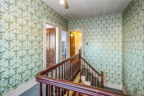 68 Killingly St, Providence, RI 02909 photo 10