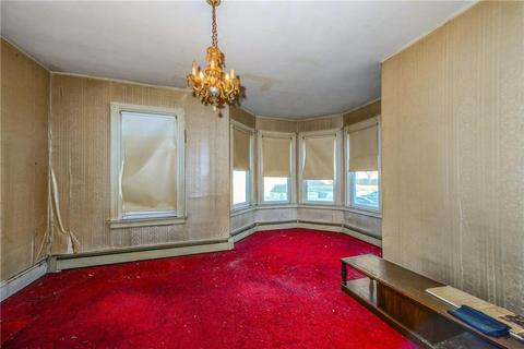 68 Killingly St, Providence, RI 02909 photo 8