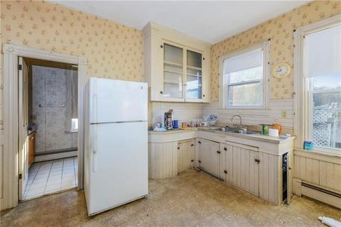 68 Killingly St, Providence, RI 02909 photo 7