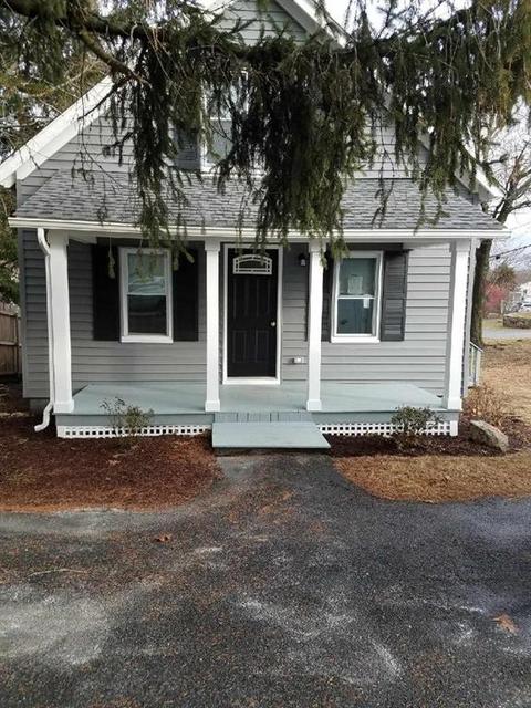 943 Main Ave, Warwick, RI 02886 photo 1