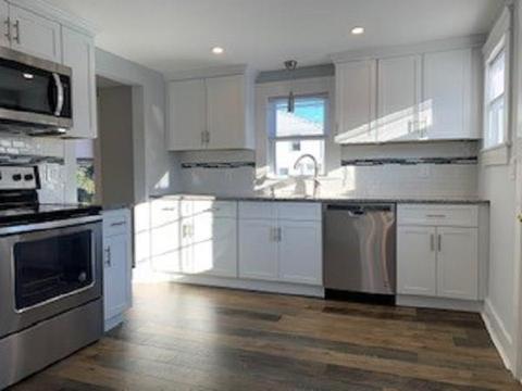 943 Main Ave, Warwick, RI 02886 photo 3