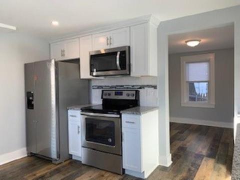 943 Main Ave, Warwick, RI 02886 photo 4