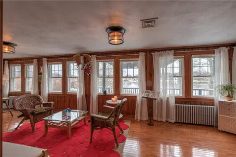 3 Hurley Ave, Warwick, RI 02889 photo 18
