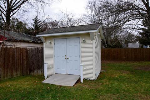 61 Euclid Ave, Warwick, RI 02889 photo 7