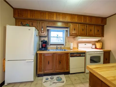 4 Lane D Ln, Coventry, RI 02816 photo 12