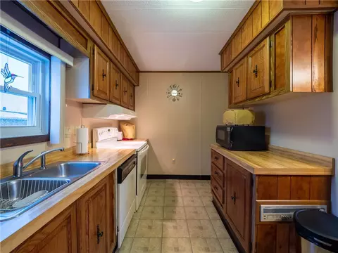 4 Lane D Ln, Coventry, RI 02816 photo 11