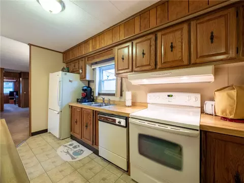 4 Lane D Ln, Coventry, RI 02816 photo 10