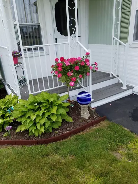4 Lane D Ln, Coventry, RI 02816 photo 3