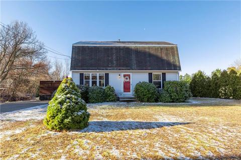 24 Dunns Corner Rd, Westerly, RI 02891 photo 1