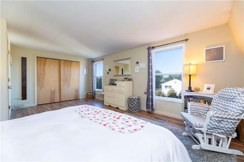 24 Dunns Corner Rd, Westerly, RI 02891 photo 12