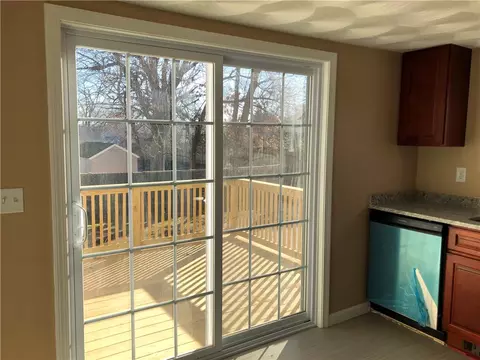 112 Model Ave, Warwick, RI 02889 photo 9