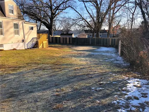 112 Model Ave, Warwick, RI 02889 photo 32