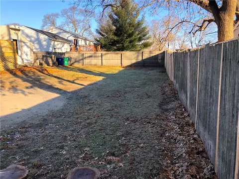 112 Model Ave, Warwick, RI 02889 photo 34