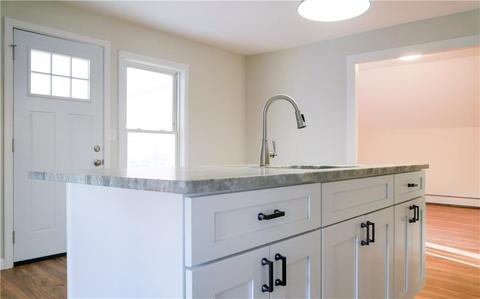 36 Cottage St, Woonsocket, RI 02895 photo 33