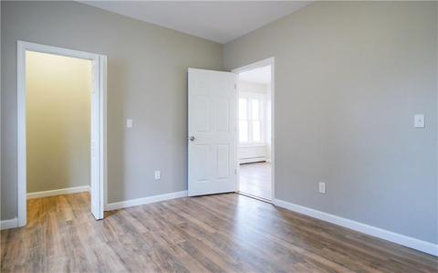 36 Cottage St, Woonsocket, RI 02895 photo 8
