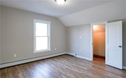 36 Cottage St, Woonsocket, RI 02895 photo 38
