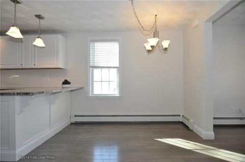 90 Fuller St, Warwick, RI 02889 photo 9