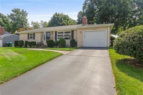 44 Barstow Rd, Warwick, RI 02888 photo 2