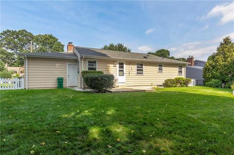 44 Barstow Rd, Warwick, RI 02888 photo 19
