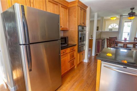 44 Barstow Rd, Warwick, RI 02888 photo 9
