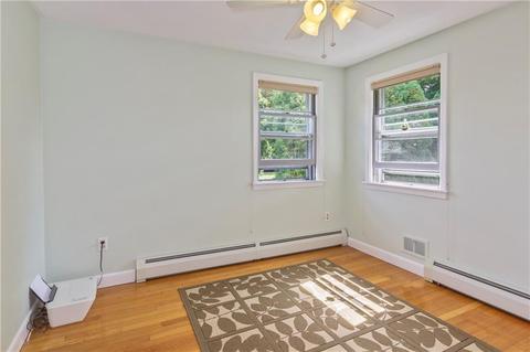 44 Barstow Rd, Warwick, RI 02888 photo 10