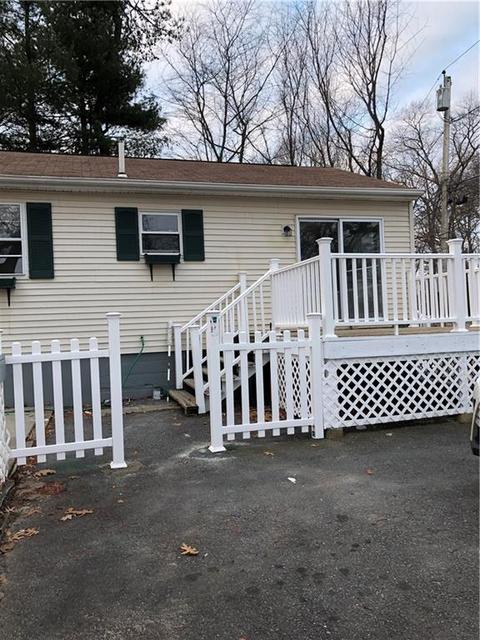 140 Glen Dr, Warwick, RI 02889 photo 2