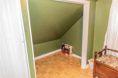62 Pell Ave, Warwick, RI 02888 photo 14
