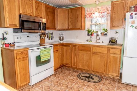 62 Pell Ave, Warwick, RI 02888 photo 5