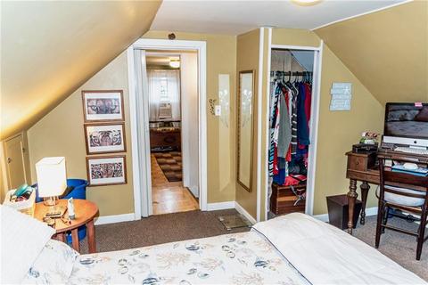 62 Pell Ave, Warwick, RI 02888 photo 12