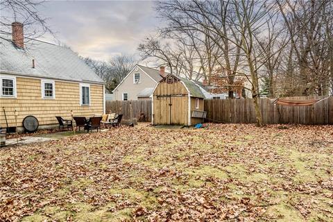 62 Pell Ave, Warwick, RI 02888 photo 3