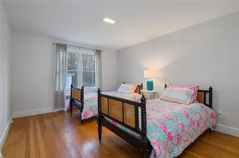18 Margin St, Westerly, RI 02891 photo 11